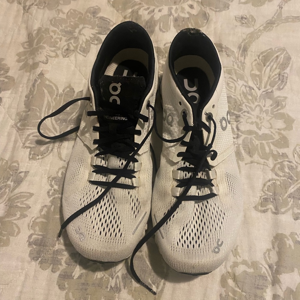 Oncloud shoes